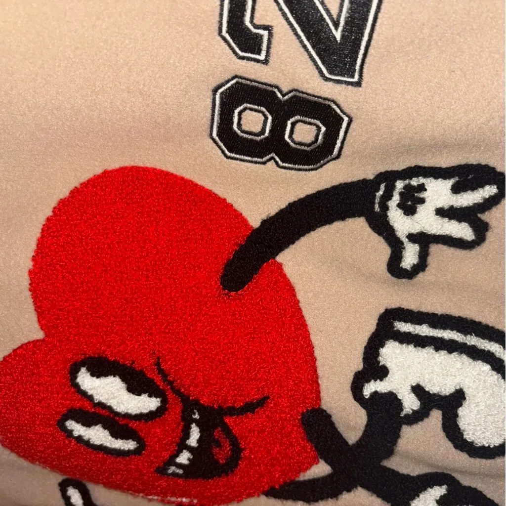 NWT Forever 21 NY Varsity Jacket in Beige Cream Small Unisex - Image 5