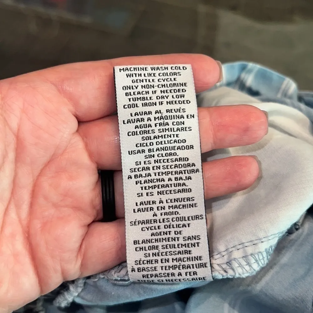 one 5 one Paperbag Waist Blue/White‎ Striped High Waisted Shorts Size Large - Image 5