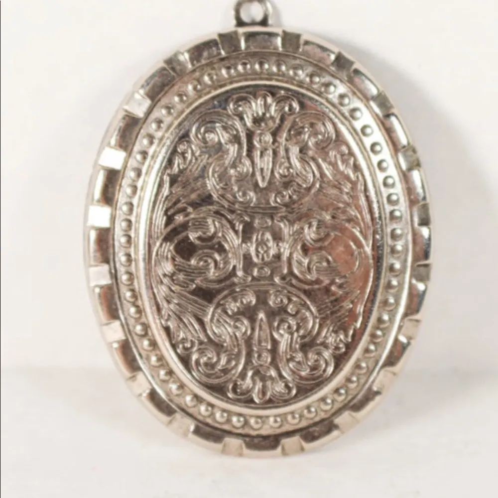 Vintage 1970s Filigree Large Charm on New Necklace - Image 5