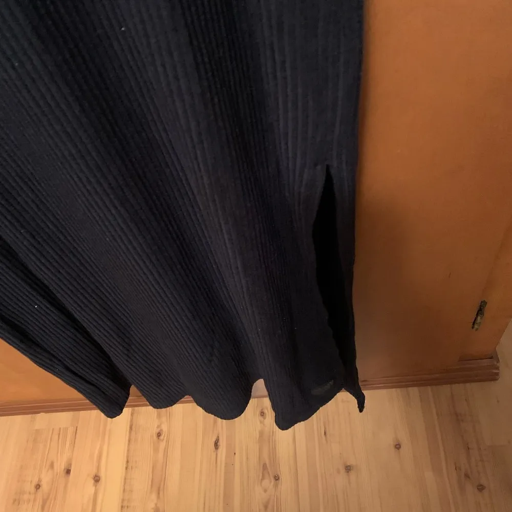 NWT Jeans Mock Neck Sleeveless Side Slit
Ribbed Knit Maxi Dress SZ L - Image 8