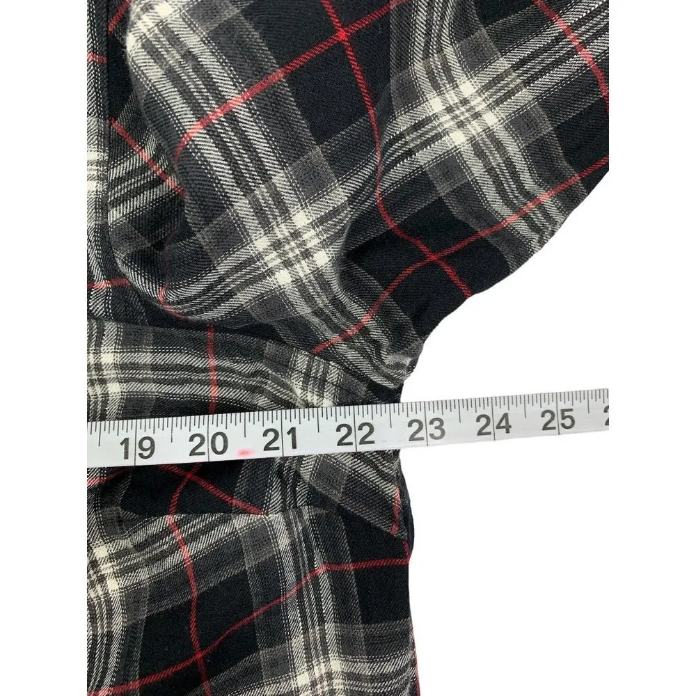 Dressbarn Women's Black Plaid Buttoned Shirt - Image 6