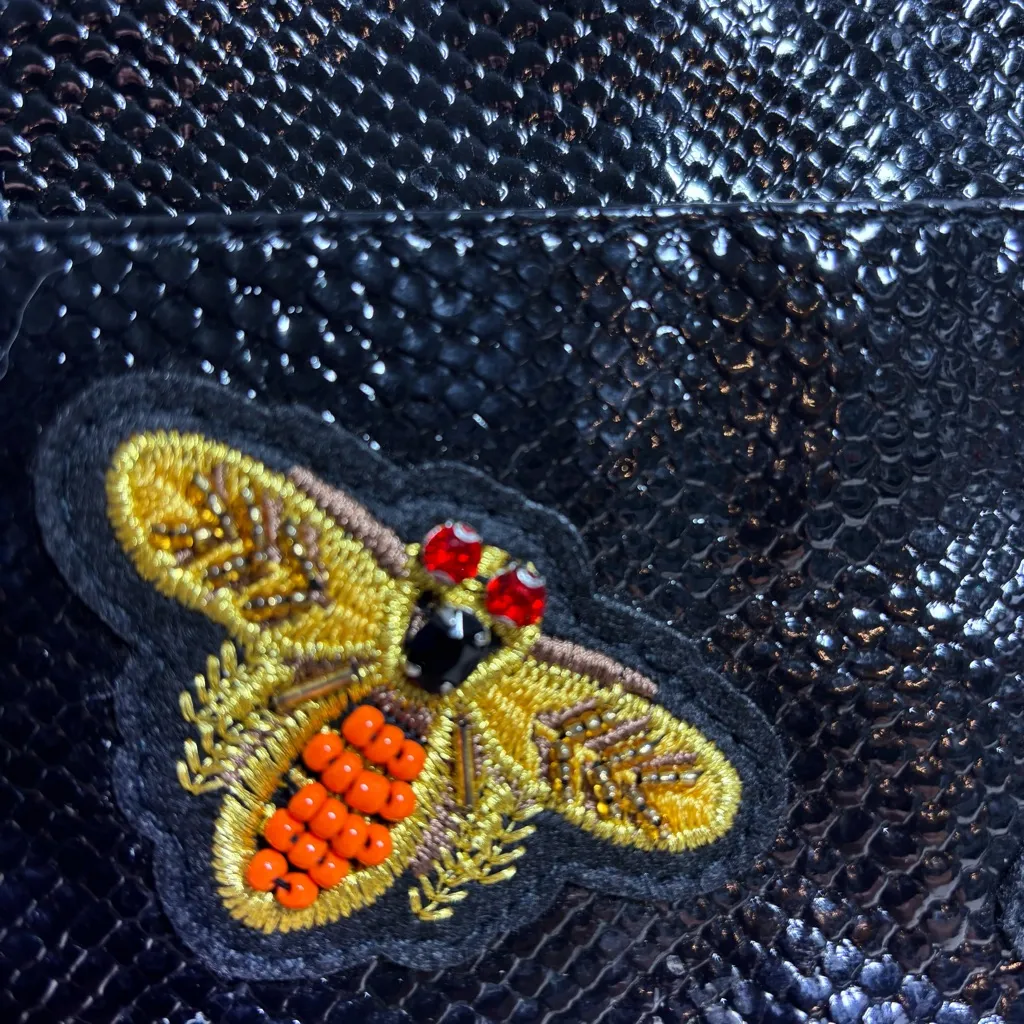 Victoria Secret HOT TROPIC PATCH‎ SMALL CITY BACKPACK - Image 5