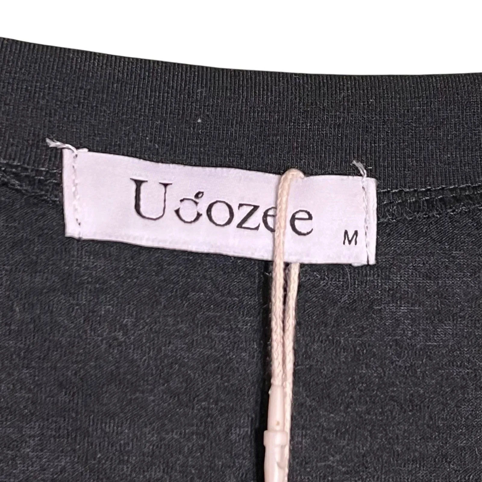 Uoozee Shirt Womens Medium Black V Neck Graphic Face Print Casual Tee Minimalist - Image 6