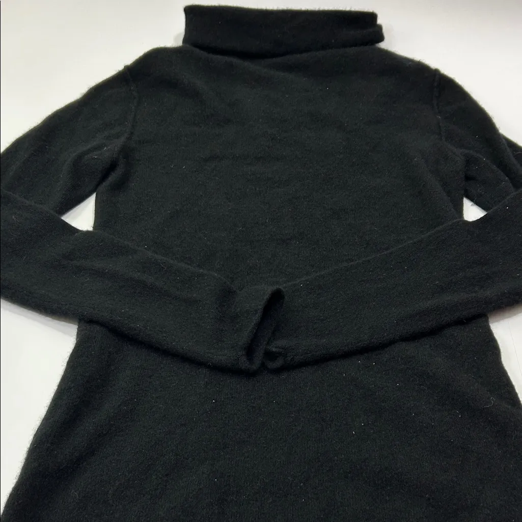 Black Turtleneck Top old Navy Cashiers - Image 7