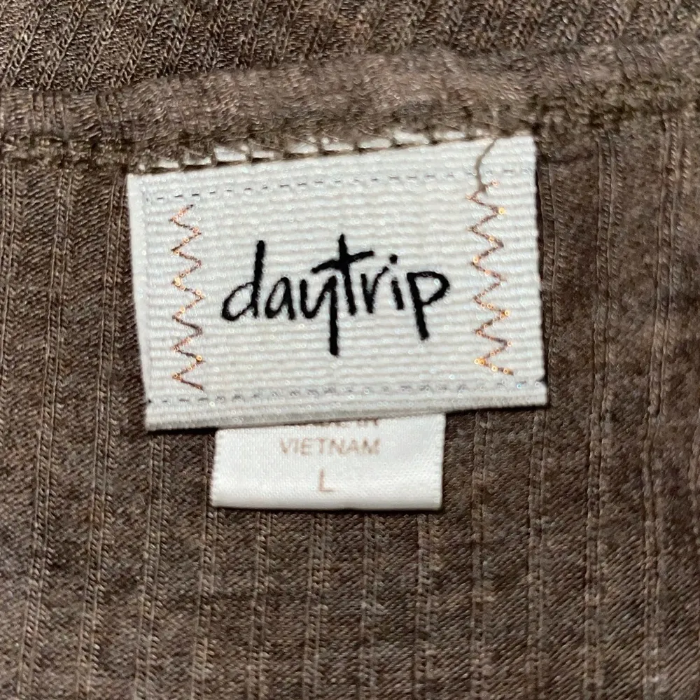 Daytrip Milange Brown Ribbed Swing T-Shirt Dress - Image 7