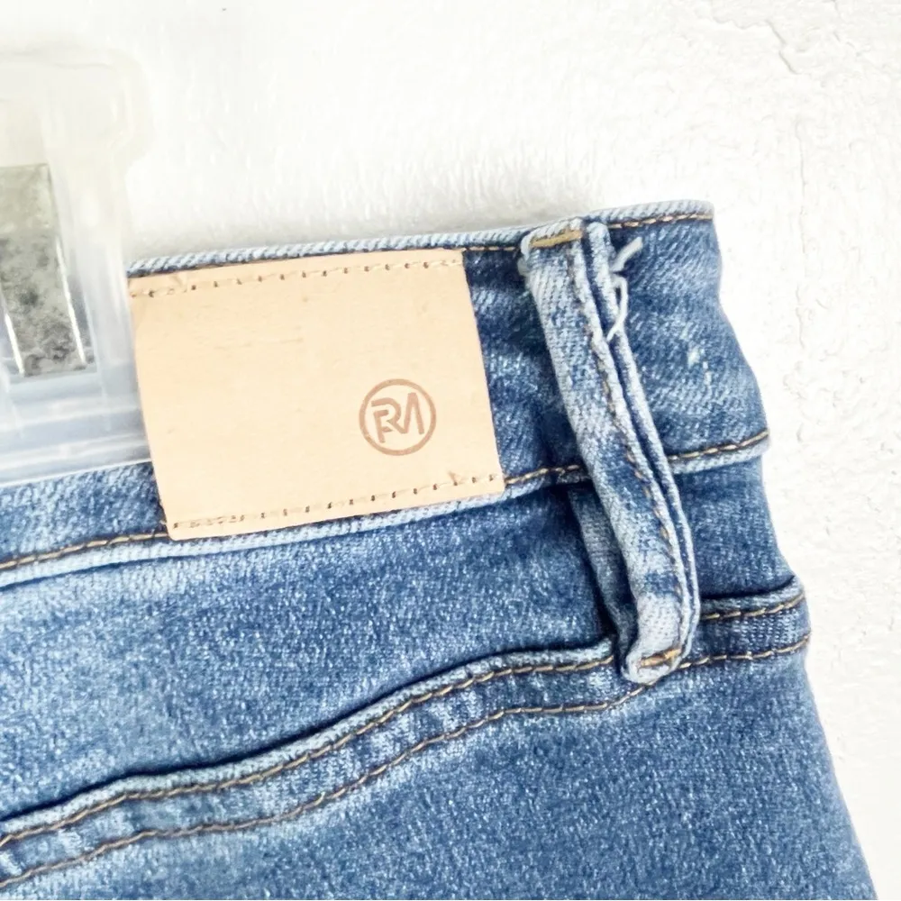 RFM Los Angeles Chloe High Rise Wide Leg Light Wash Jeans, Size 24 Blue - Image 8