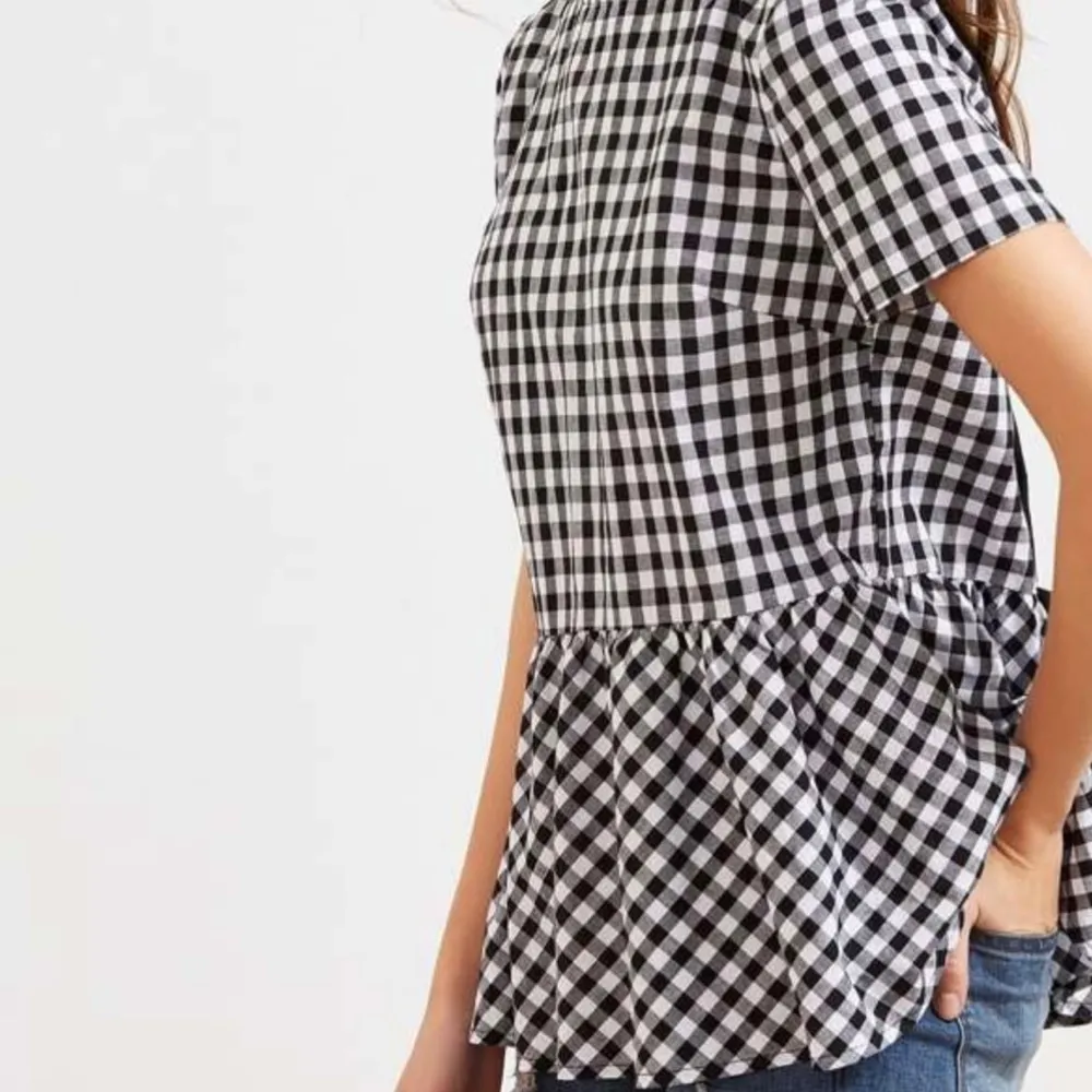 SheIn  checkered bow split back peplum top - Image 4