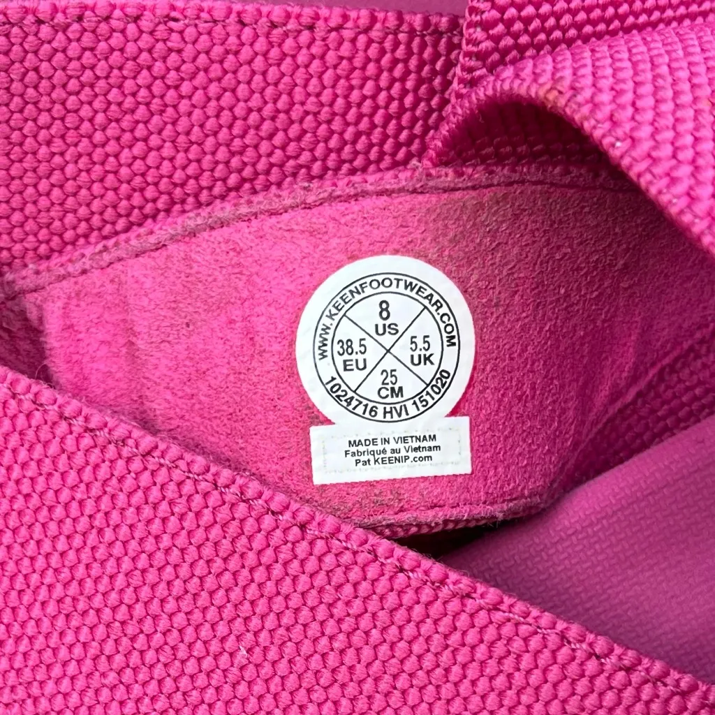 Keen “Elle Backstrap” sandals in discontinued Pink Peacock/Vapor hot pink color - Image 2