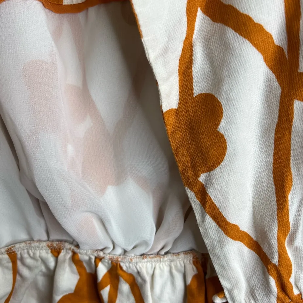 Maeve  keyhole back peplum top size 0 - Image 2