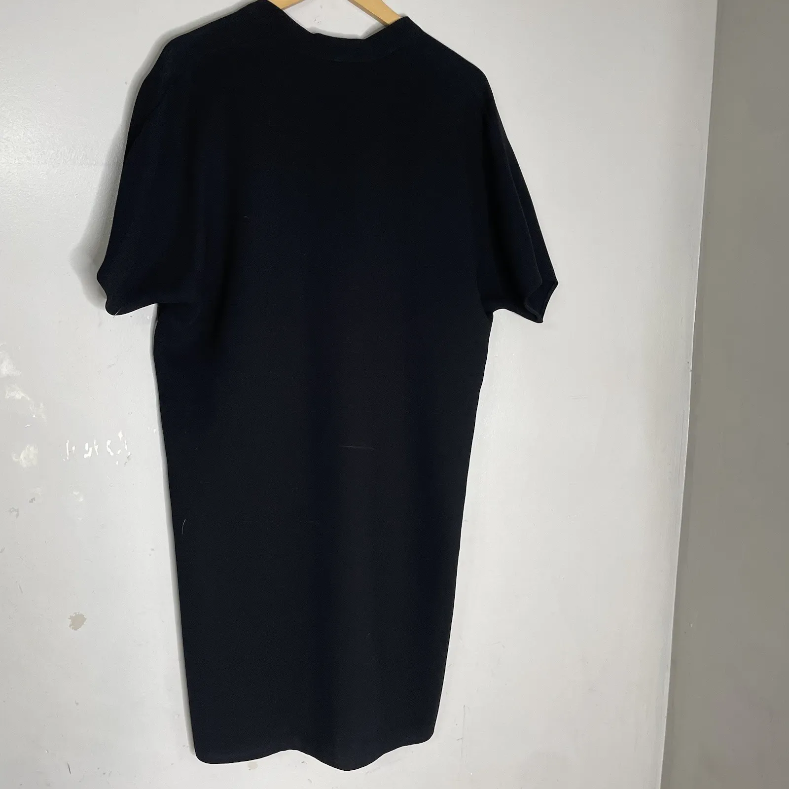 Vince Women's Crepe Elbow Sleeve Double V-Neck Dress in Navy Size Medium - Image 5