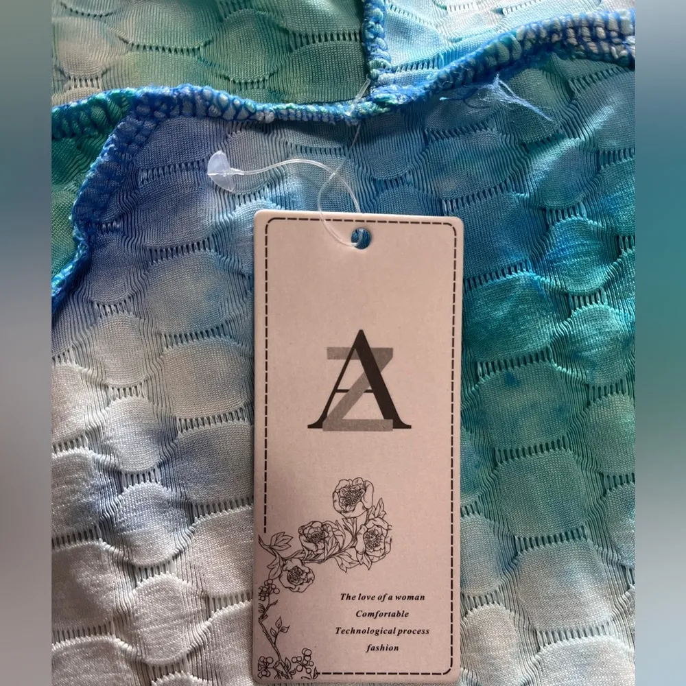 AZ Tie Dye Blues Full Zip Stretch Hoodie Sweatshirt Coat Ruched Women’s S/M NWT Blue Size M - Image 4