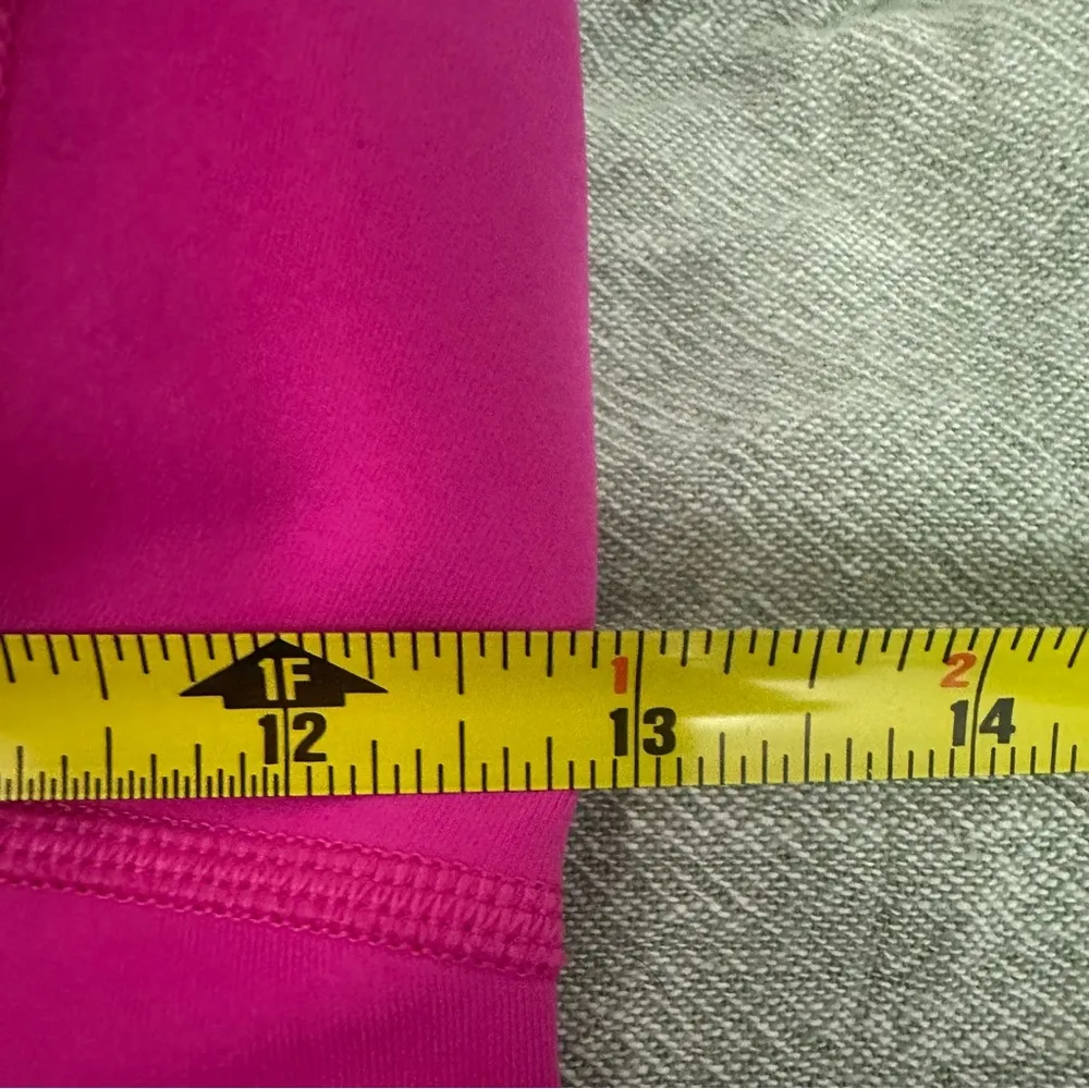 Lululemon Women’s Aria Tank II Lined Built In Bra Raspberry Size 6 - Image 4