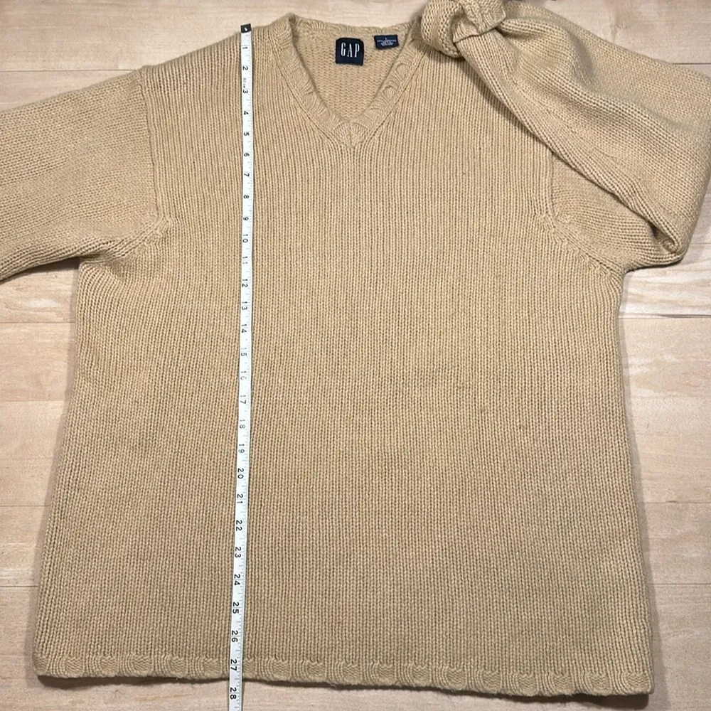 Gap  Vintage Sweater Sz L - Image 6