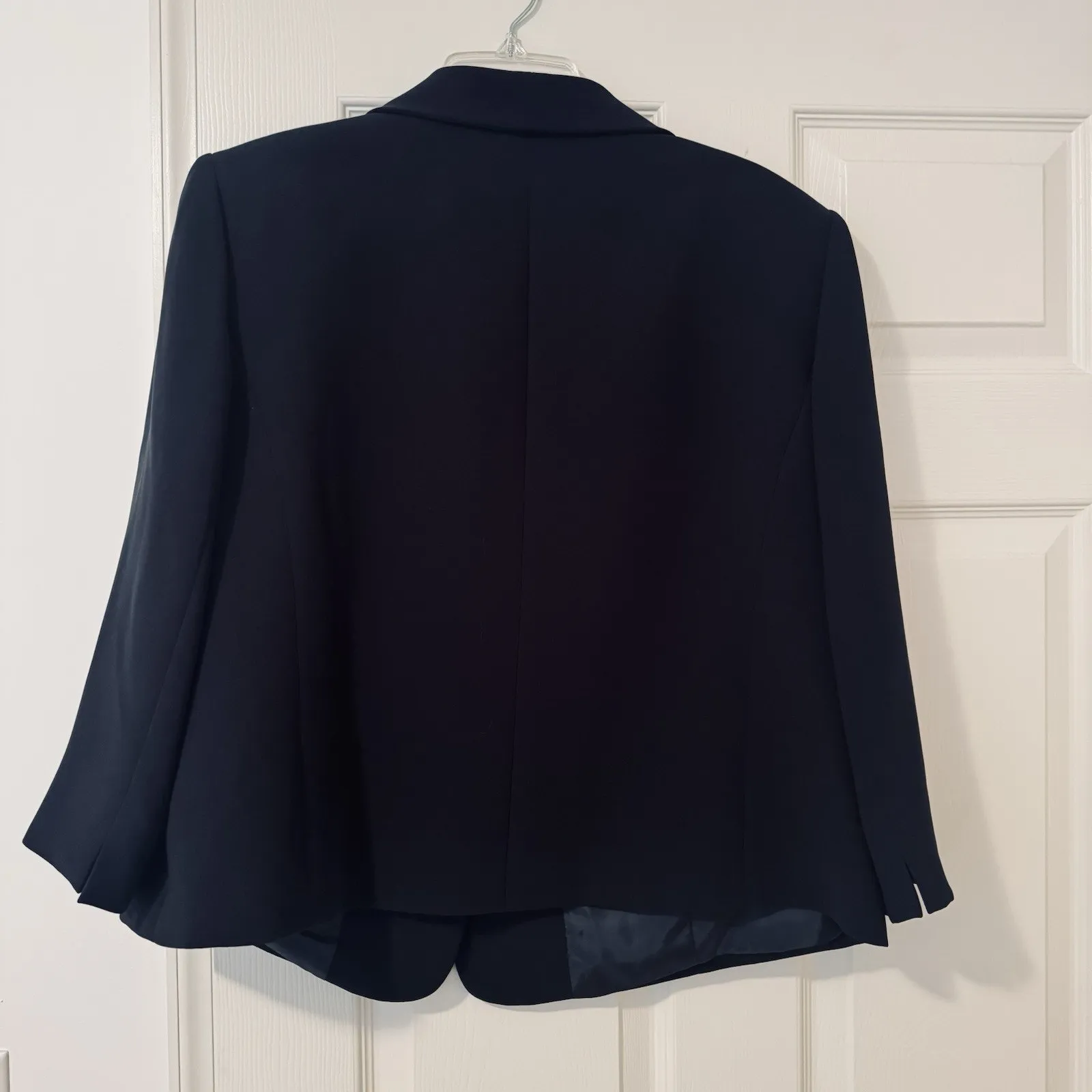 Tahari Black Blazer Women’s 16W Jacket Crepe Career Formal Office Business - Image 9