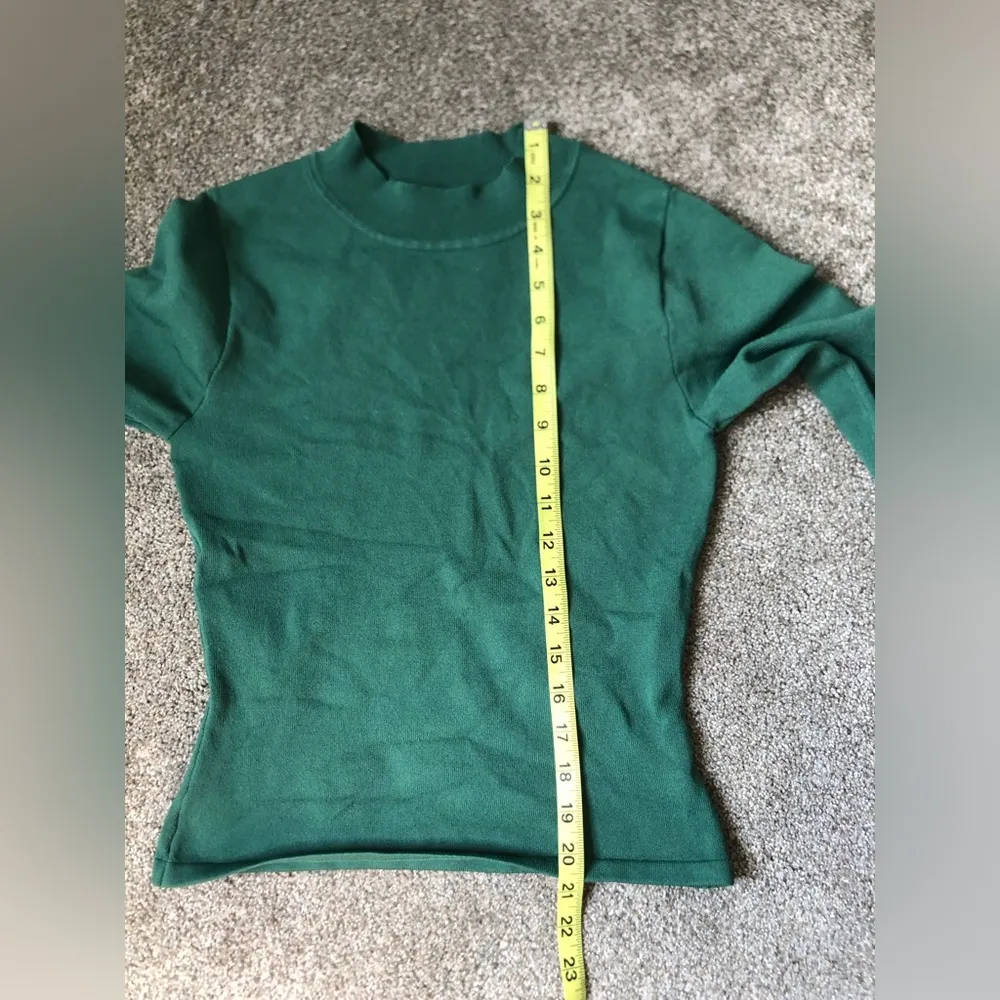 Babaton Sculpt Knit Astrid Long Sleeve Mockneck Top in Green Size Medium - Image 15