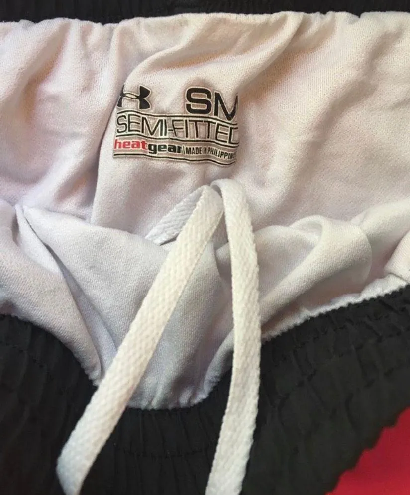 Under Armour Small Pink Shorts - Image 4