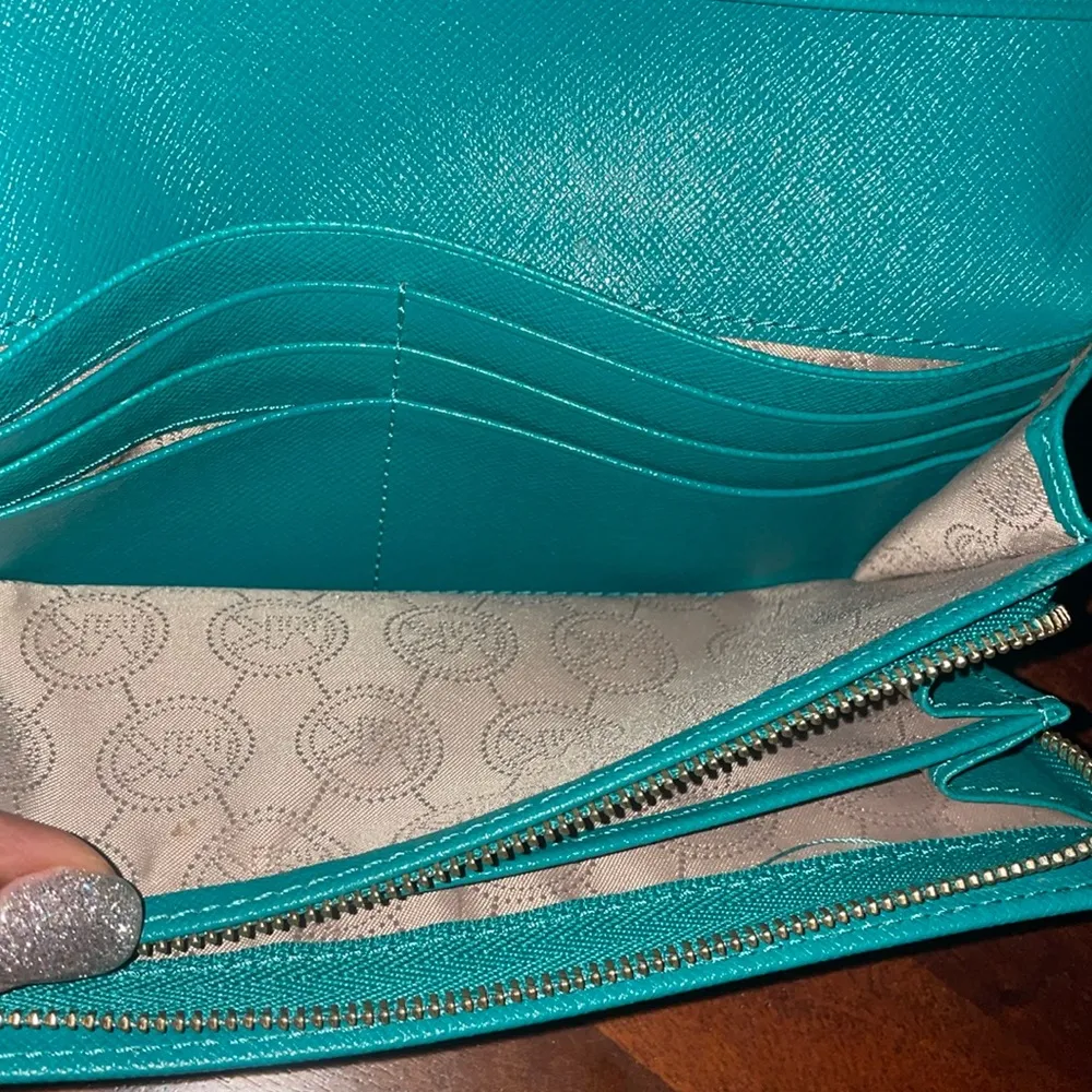 MICHAEL KORS Wallet multi card holder zip change compartment gold hardware - Image 8