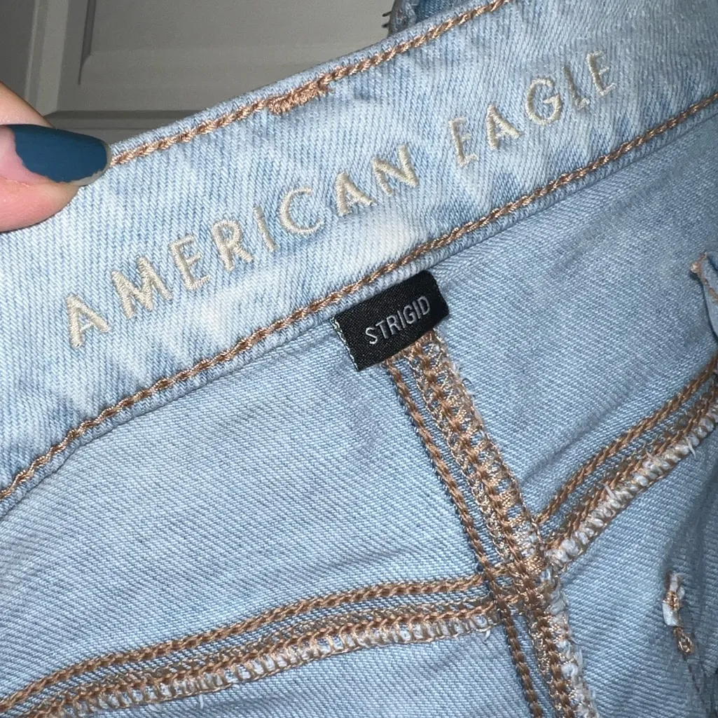 American Eagle Jean Shorts - Image 4