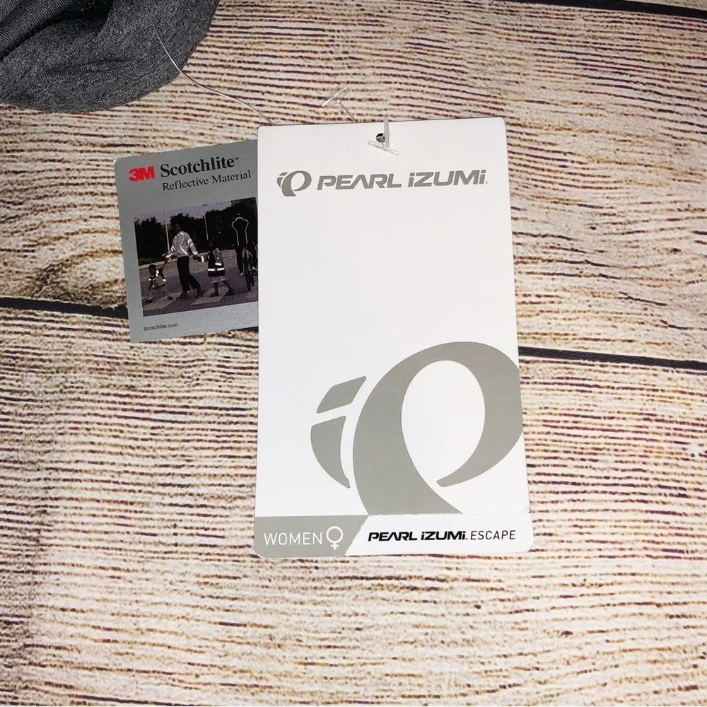 NWT Pearl Izumi Grey Escape Sugar Cycling 3/4 Tight Size XS - Image 2