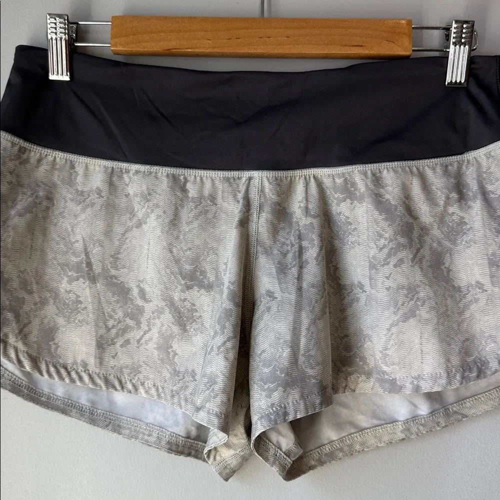 Vuori Omni Performance Short In Grey Dunes Size S - Image 4
