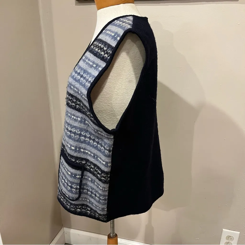 Designer Originals Studio Blue 100% Wool Button Down Vest Women’s Size Large - Image 3