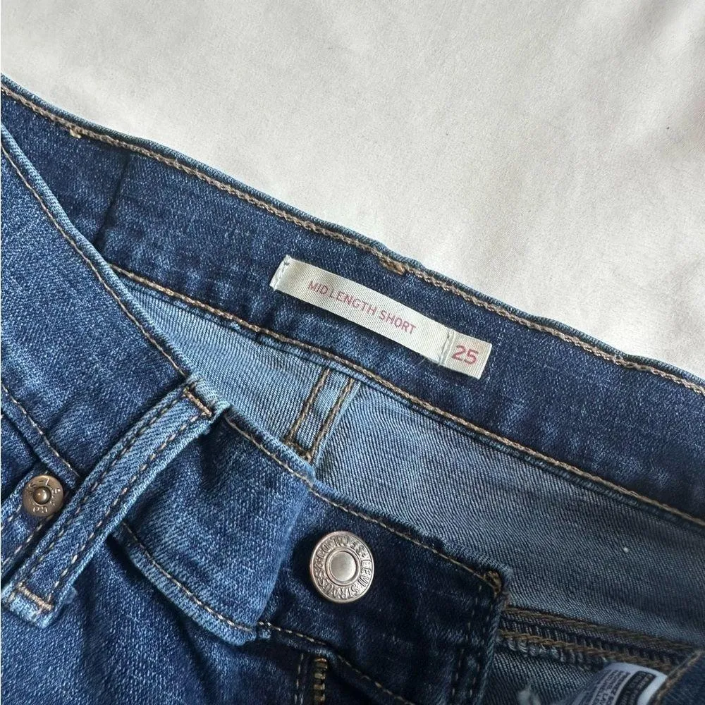 Levi’s Mid Length Shorts - Image 2