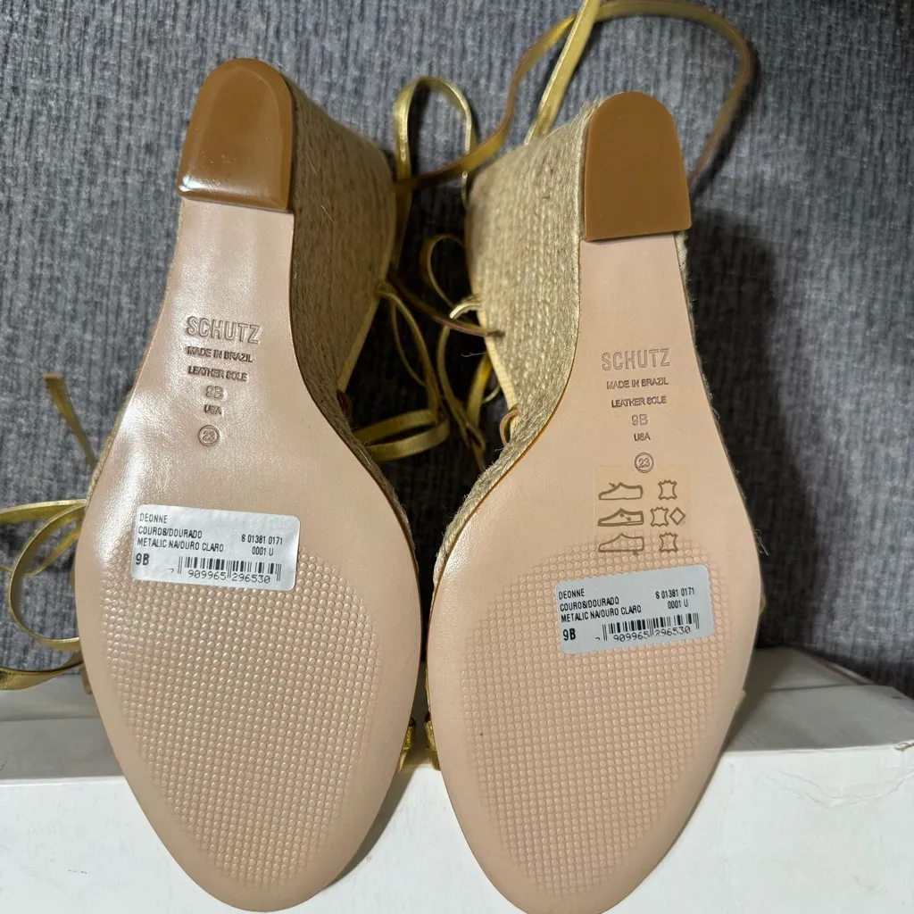 Schutz Women’s Deonne Wedge Ankle Wrap Sandals - Image 12