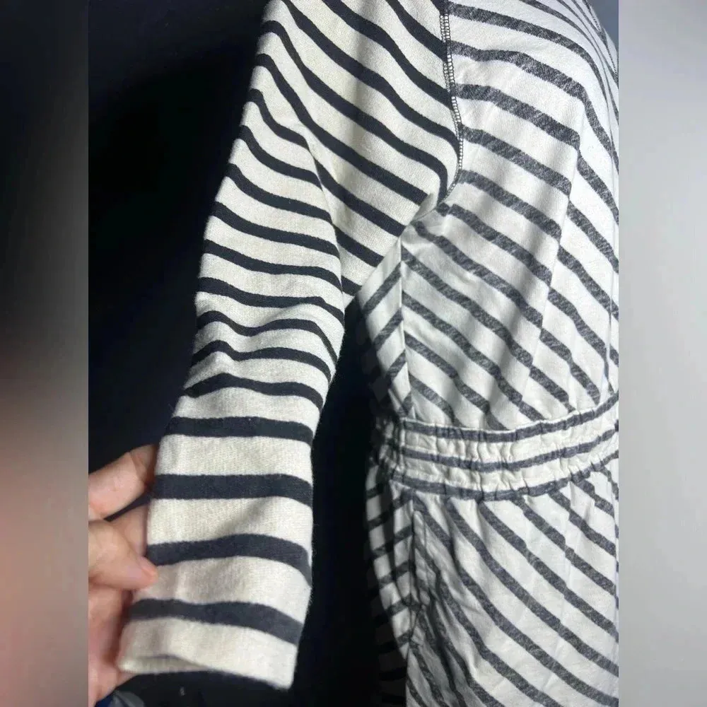 LOFT Cotton Striped Drawstring Sweatshirt, size Medium. - Image 4