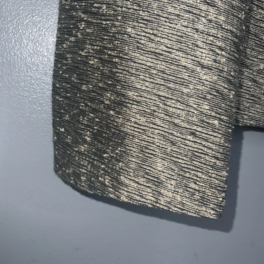 Kasper Women's Platinum Tweed 3-Pearly Button Classic Silk-Cotton Blazer Size 8 - Image 5