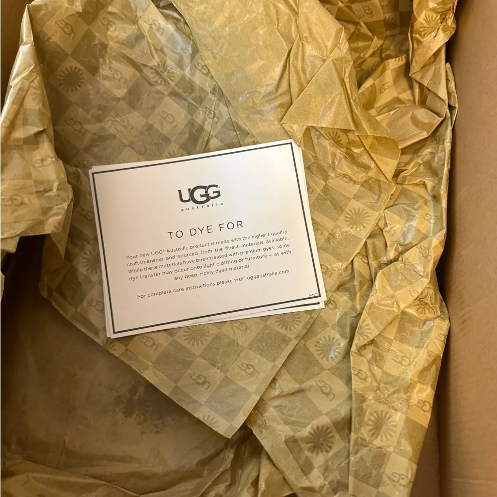 UGG Layna Women's Shearling Foldable Cuff Black Nubuck Boot 2-Wear Styles! 9 - Image 10