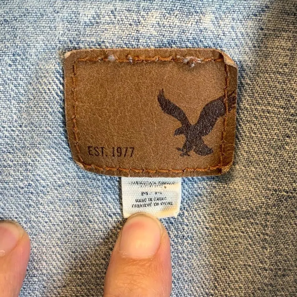 American Eagle Outfitters | Women's Medium | Super Distressed Jean Jacket - Image 3