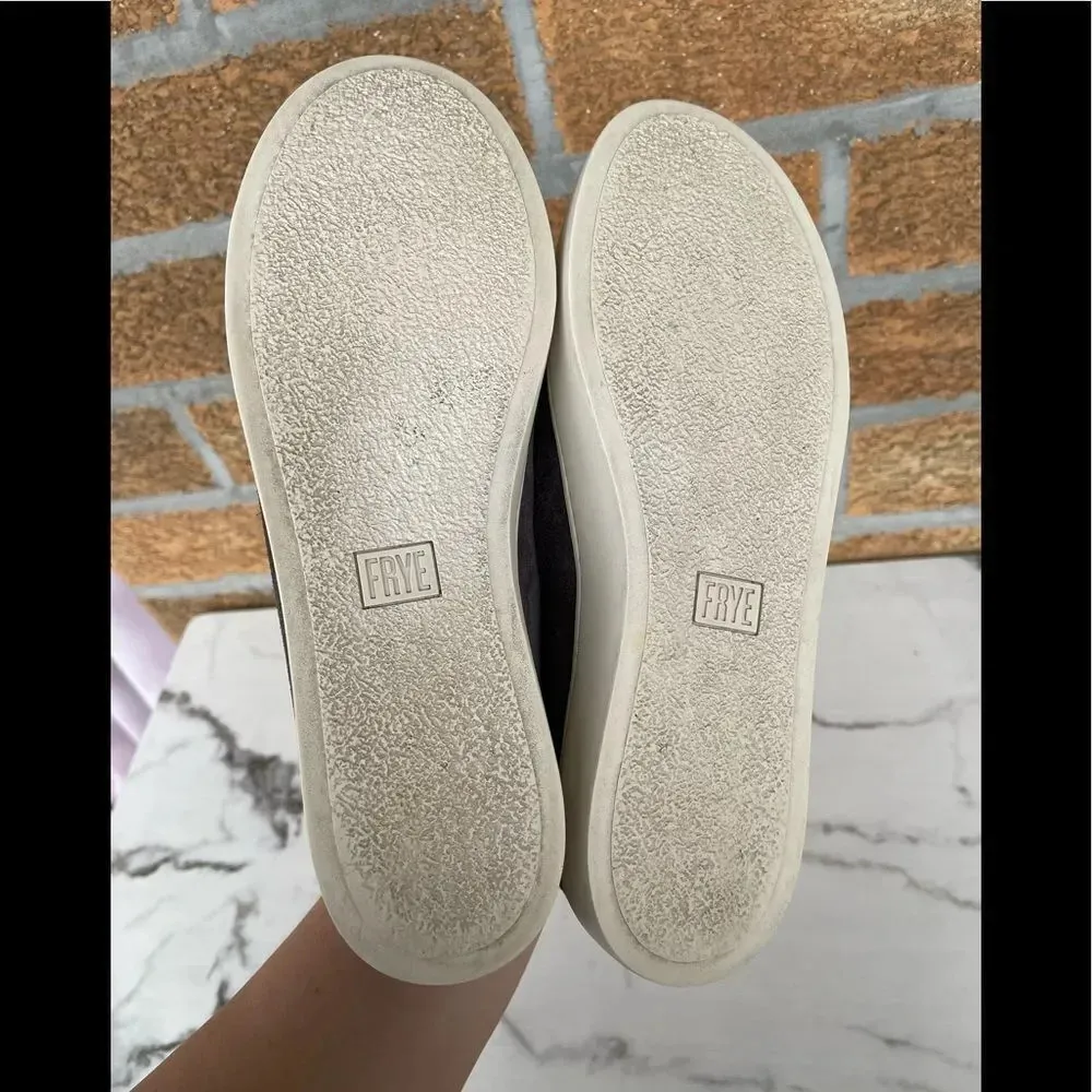 Frye Women's Lena Zip Low Sneaker size 10 - Image 5