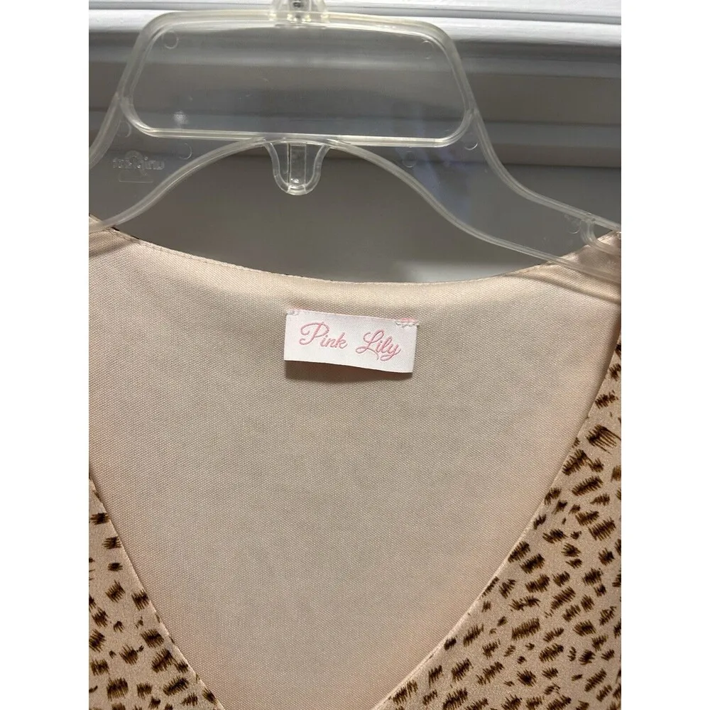 Women's Short Sleeve Dress Size Large Cheetah Leopard Print Ruffles - Image 2