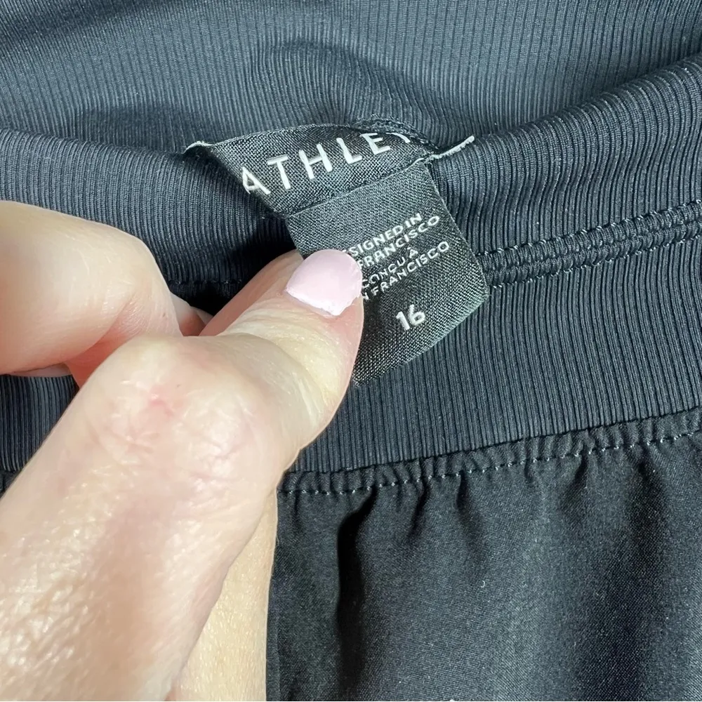 Athleta‎ Black High Rise Nolita Slim Tapered Crop Pants - Image 4