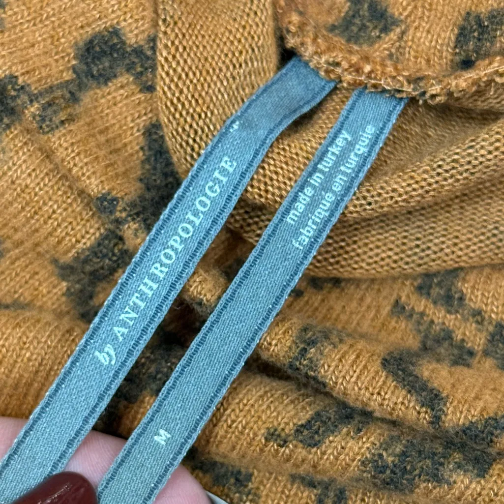 Anthropologie Animal Print Puff Sleeve Turtleneck Top Size M, Orange and Black - Image 3