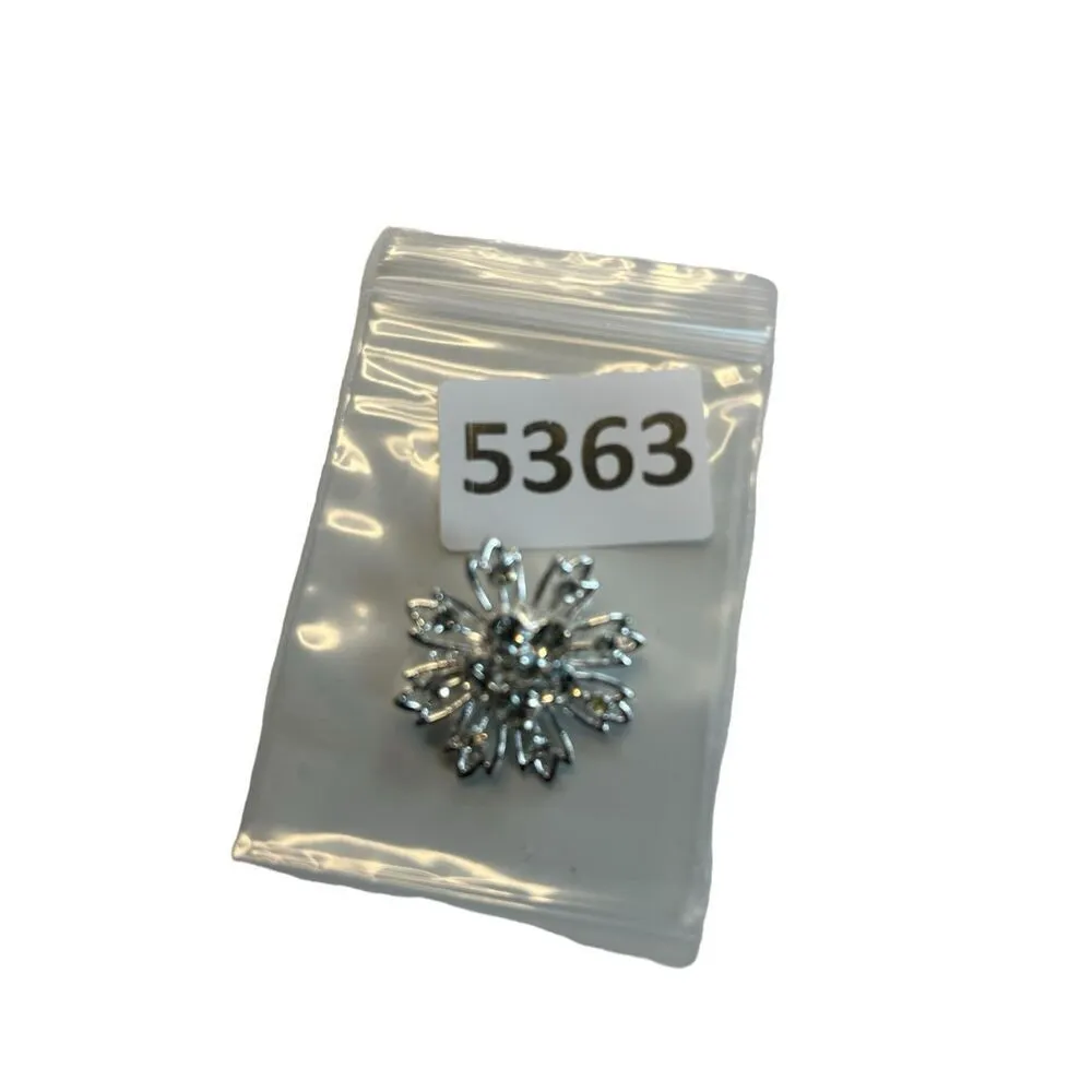 Silver toned and clear crystal snowflake brooch pin White - Image 9