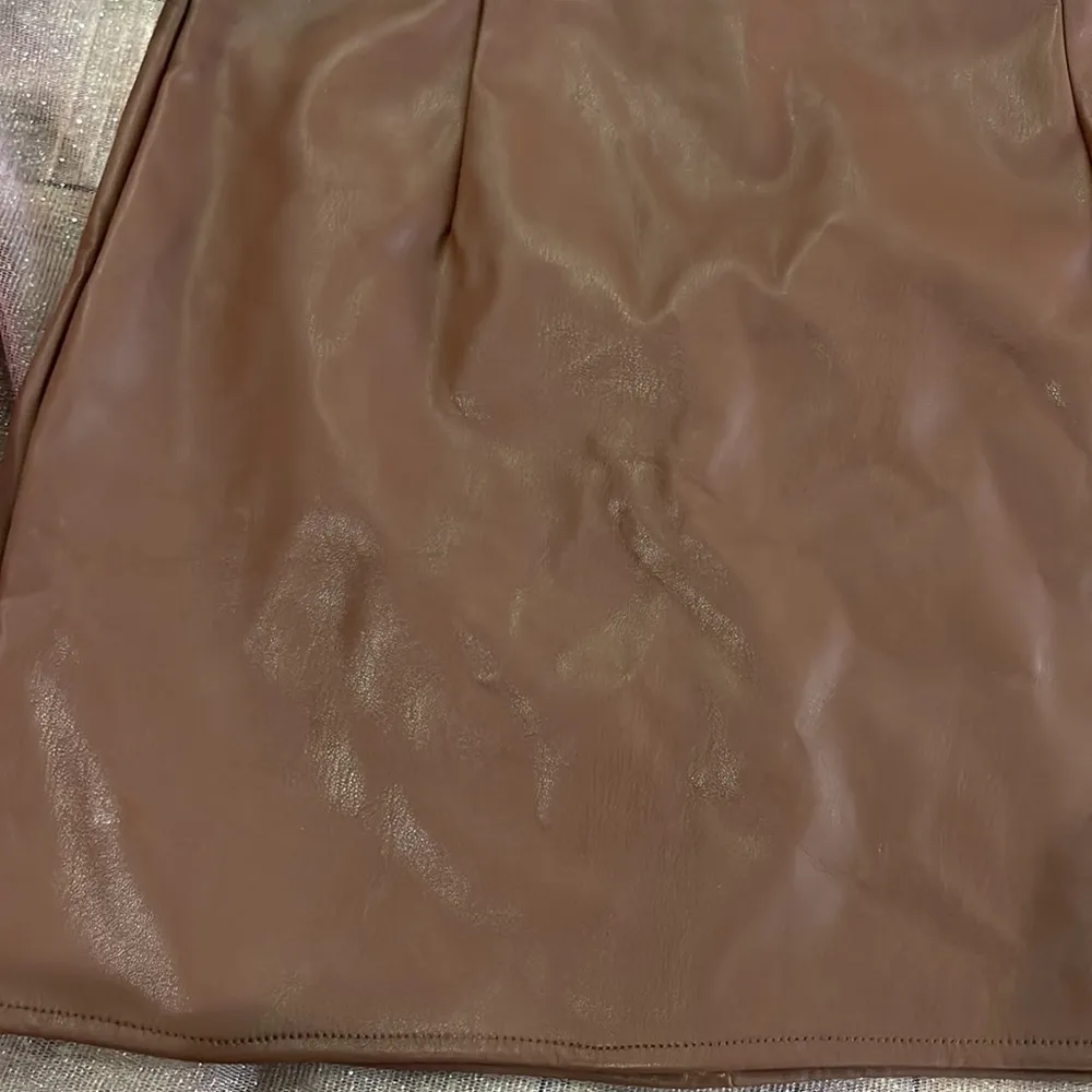 Leather skirt - Image 3