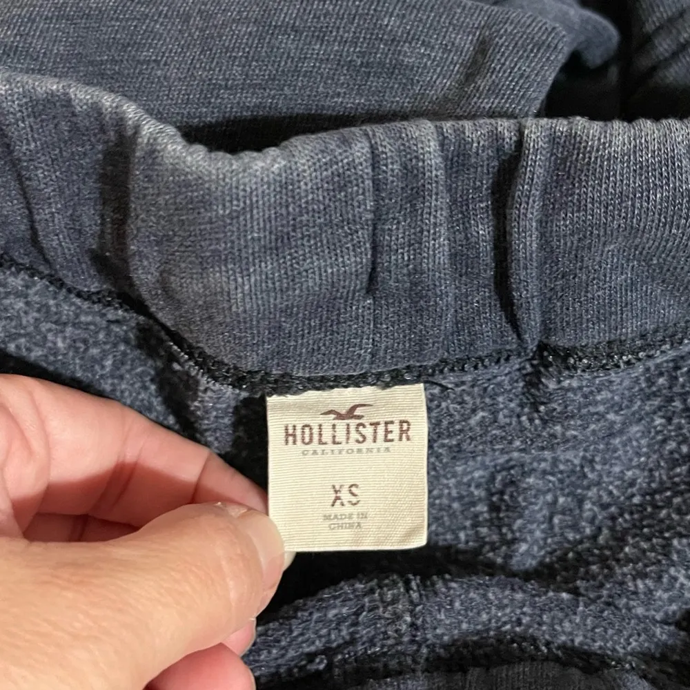 Women’s Hollister blue boyfriend style jogger sweatpants oversized  XS - Image 3