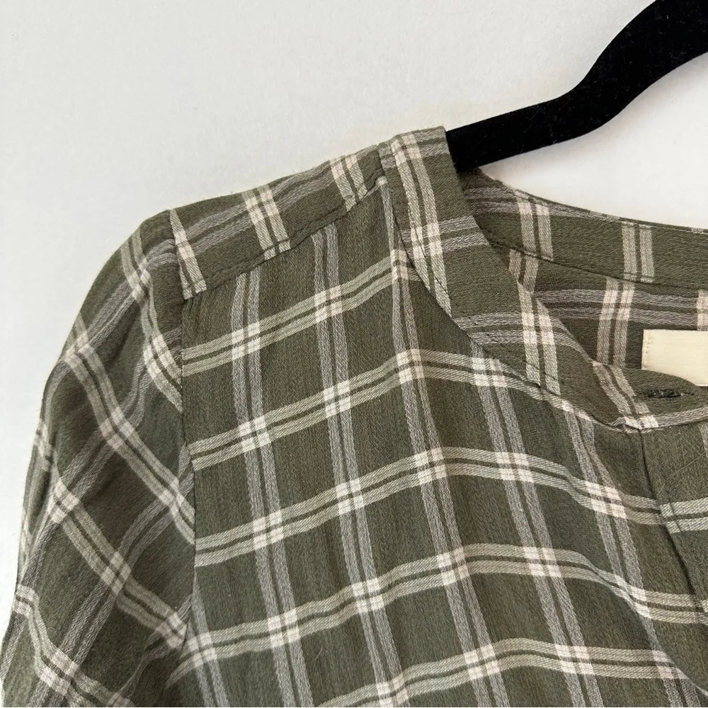 Ann Taylor LOFT Women's Flannel/Plaid Olive Green Long Sleeve Shirt Size XSP - Image 3