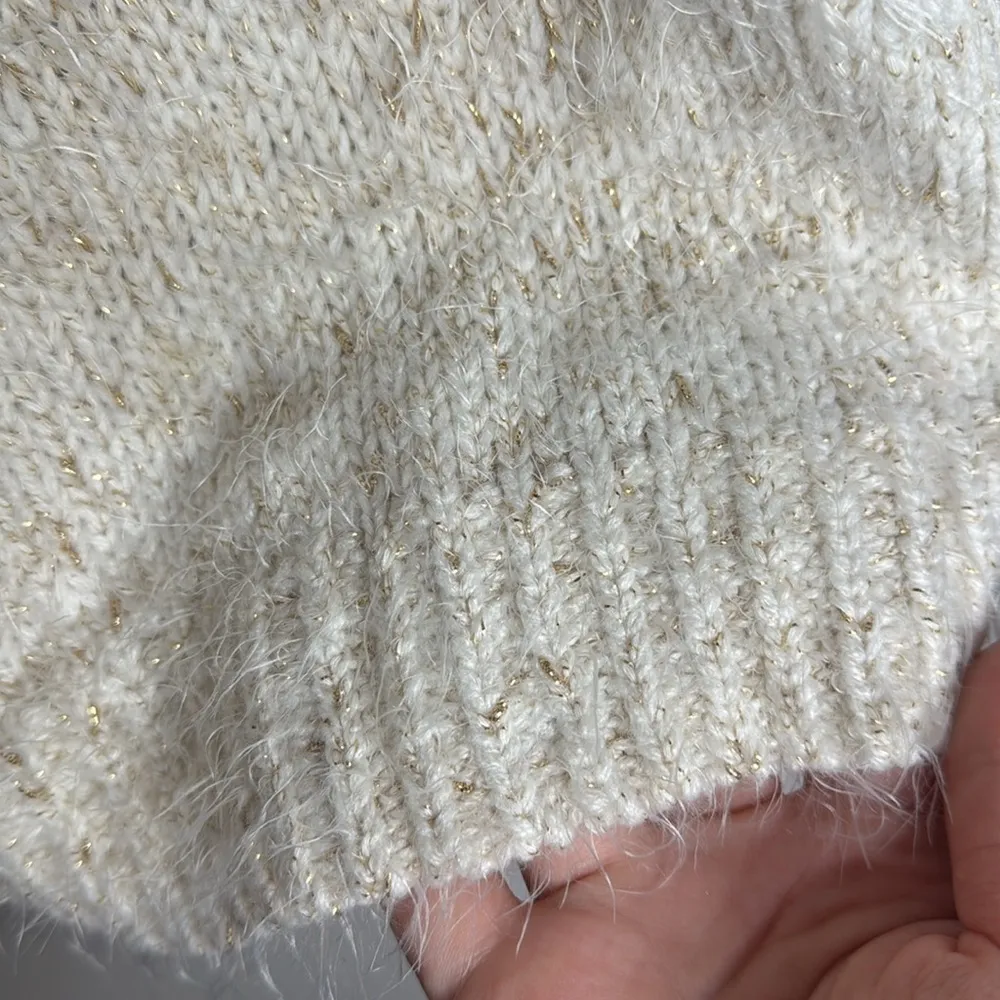 DKNY eyelash metallized v-neck plush sweater cream and gold size S - Image 6