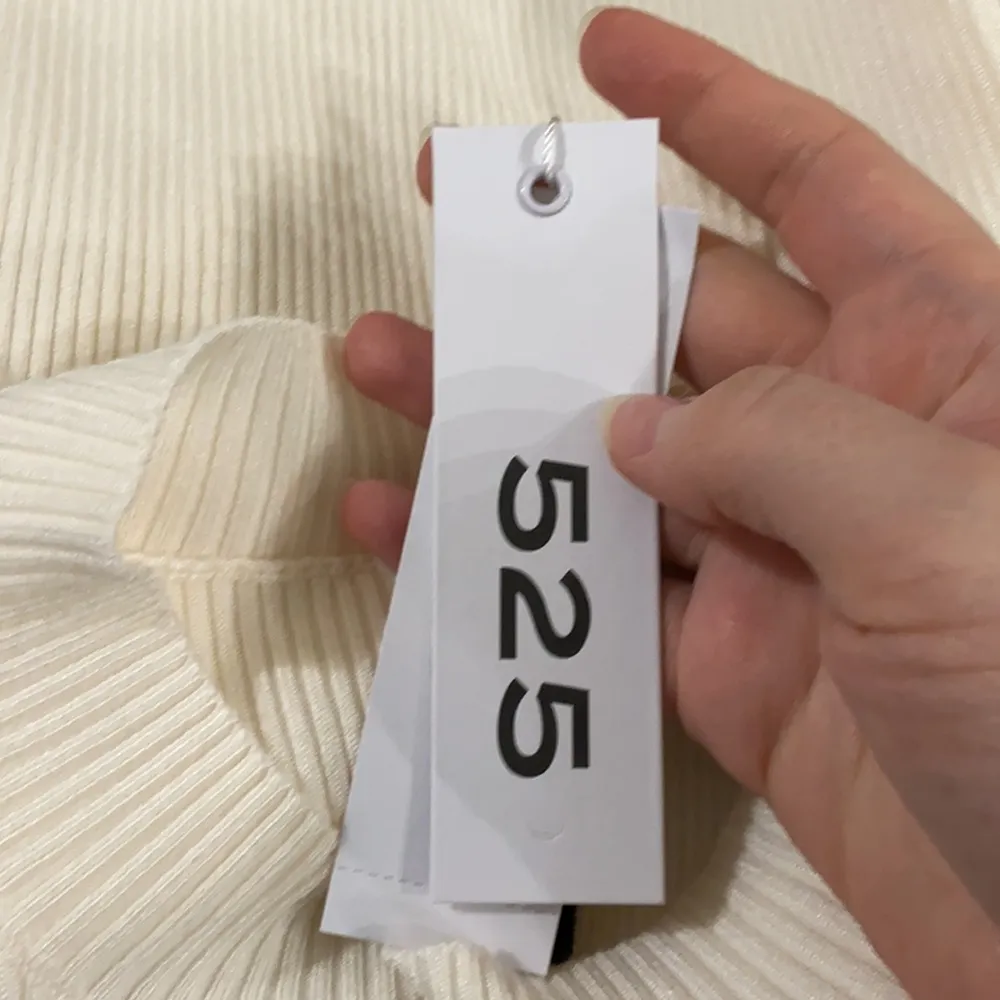 525 America puffed sleeve keyhole cream sweater sz XS - Image 8