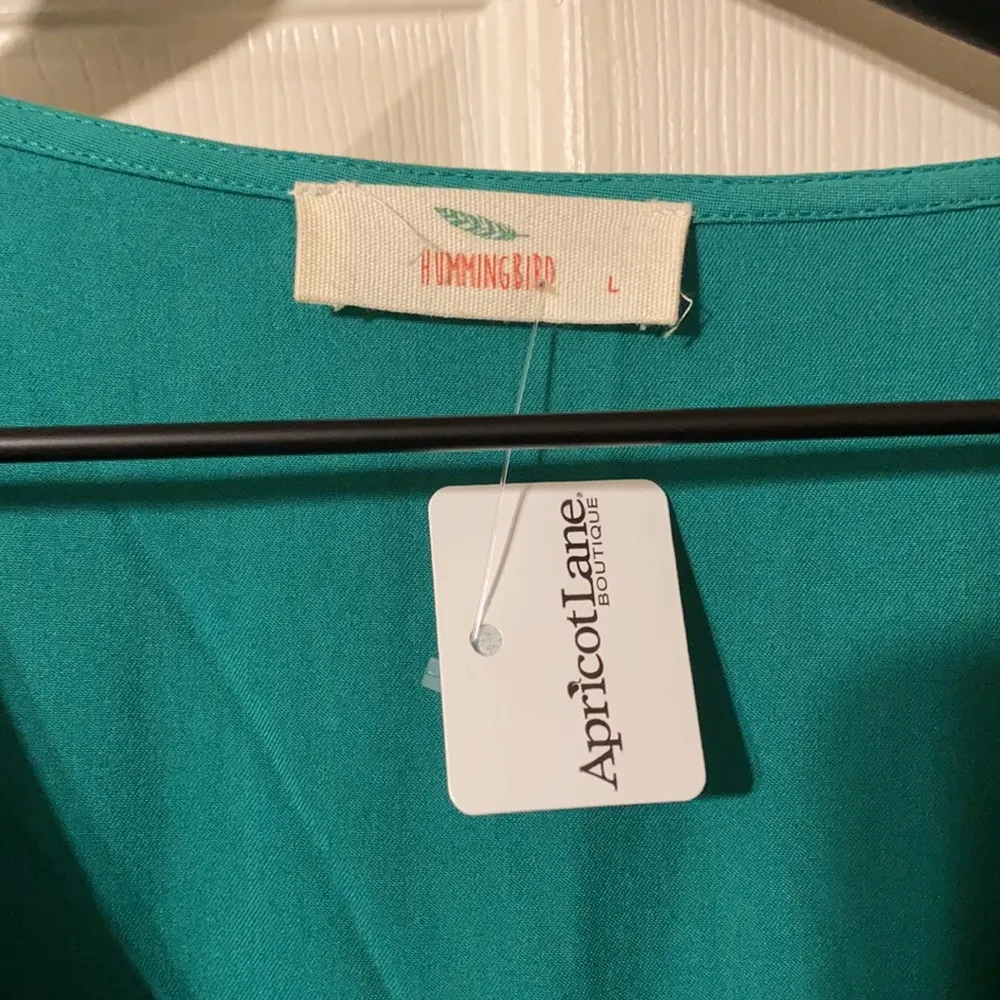 NWT Hummingbird short button front green tie dress, L - Image 4