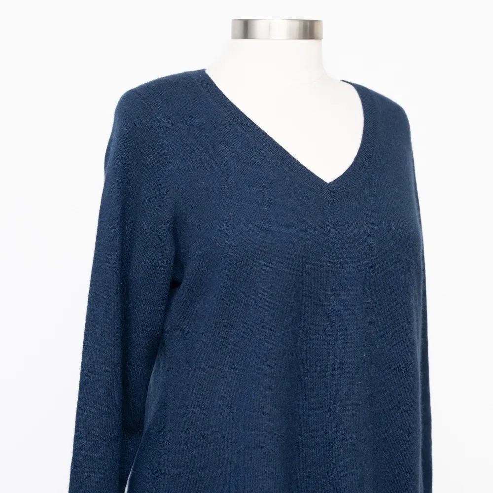 Charter Club Cashmere V Neck Sweater - Image 8