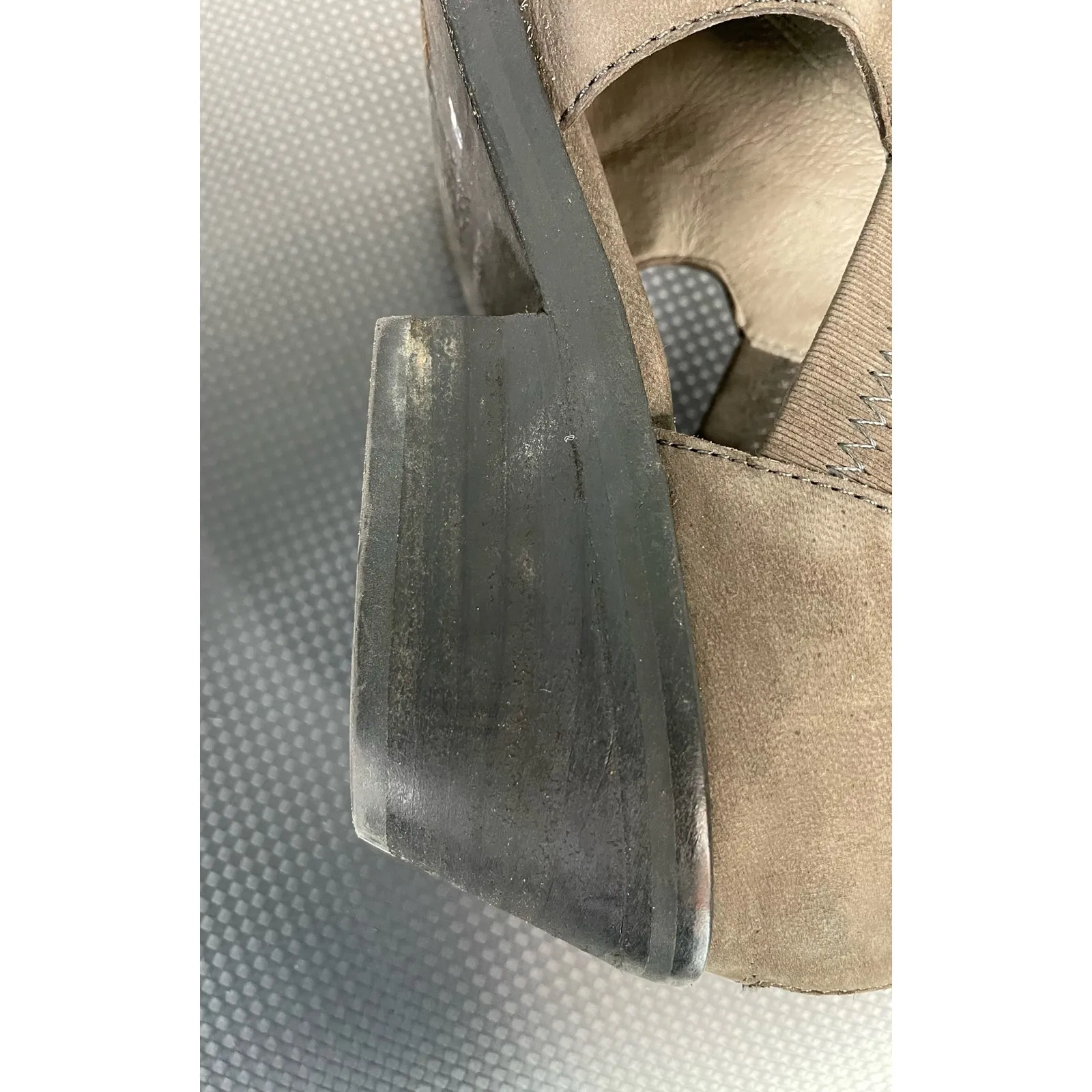 Eileen Fisher Vanda Tumbled Nubuk Booties Earth Tan Cutout Size 8 - Image 12