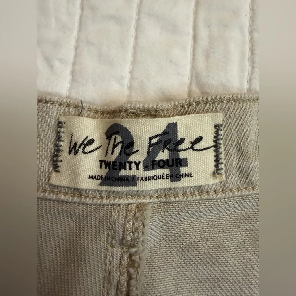 Free People We the Free Harlie frayed edge shorts nwt - Image 6