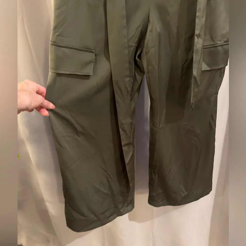 NWT Scoop Olive Green Women's Utility Jumpsuit Size M - Image 2