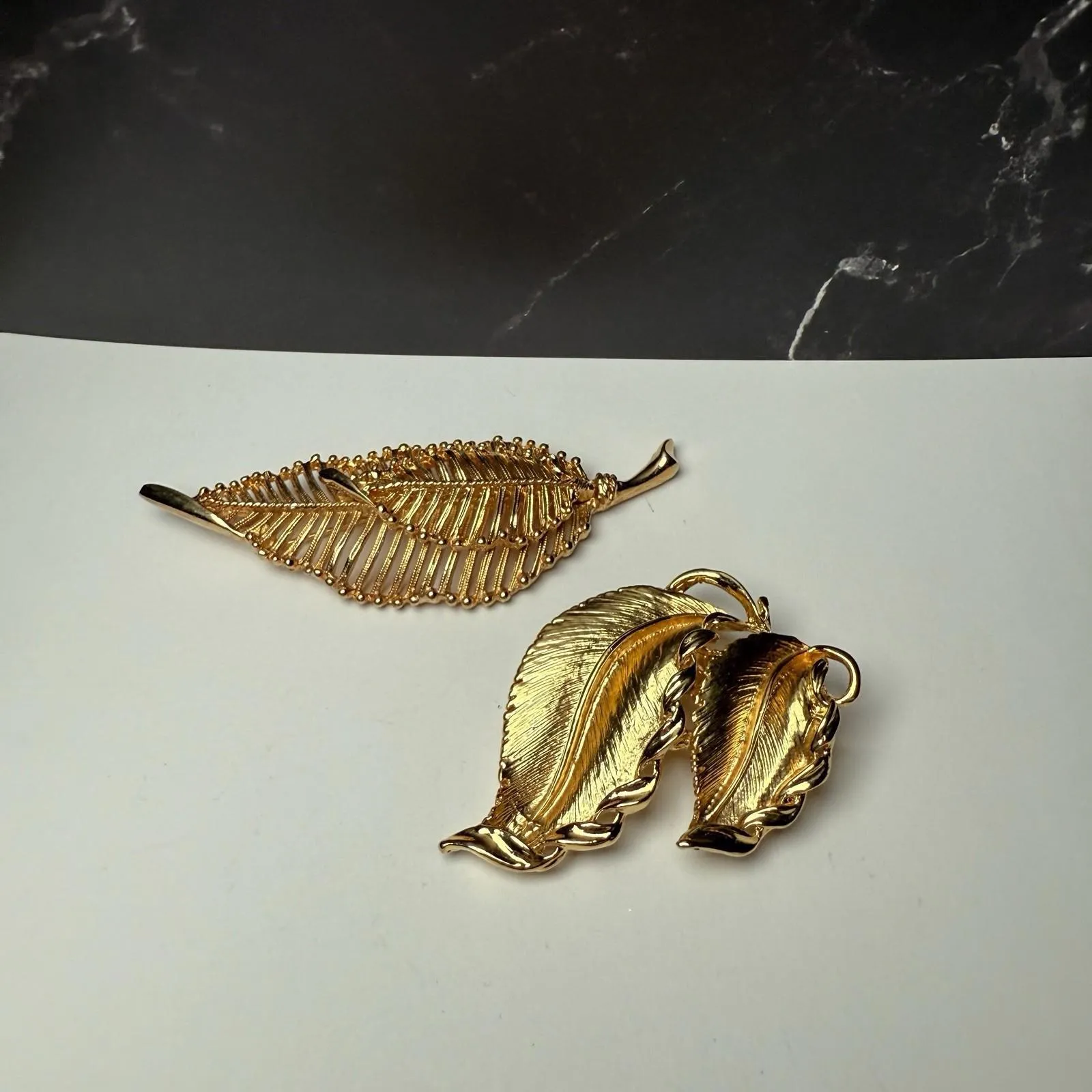 Autumn Leaf Brooch Pins Lot Of 2 Gold Tone Fall Leaves - Image 12