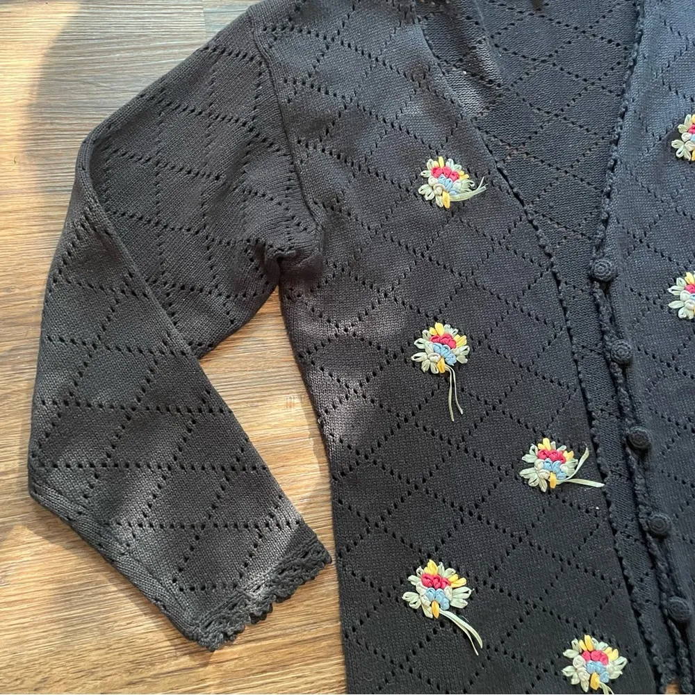 Vtg 90s Susan Bristol Black Sweater Cardigan Floral Bouquet Ribbon Sz Large - Image 6