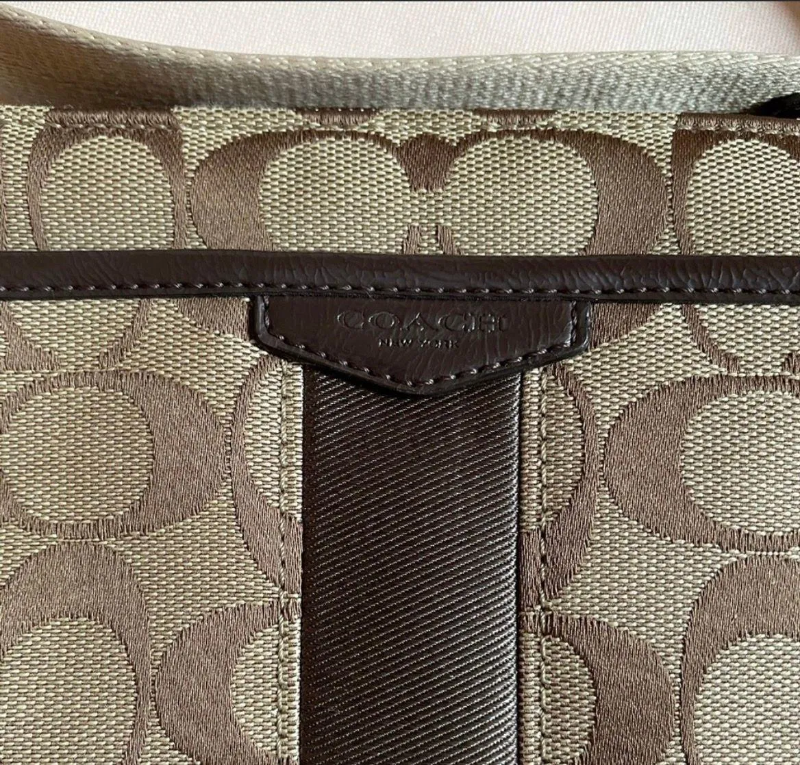 Coach Small Crossbody Purse - Image 5