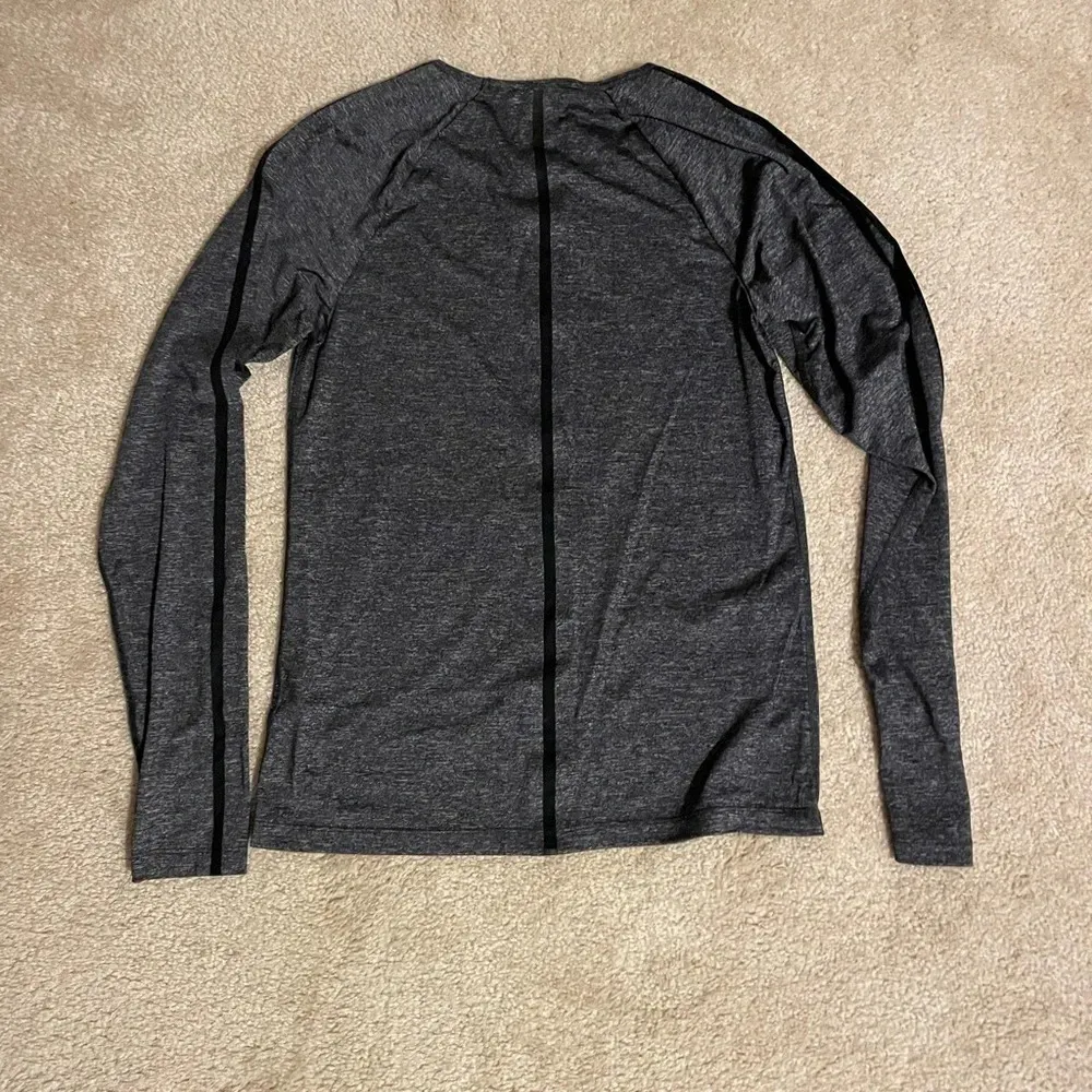 Nike  Pro Hypercool shirt - Image 2